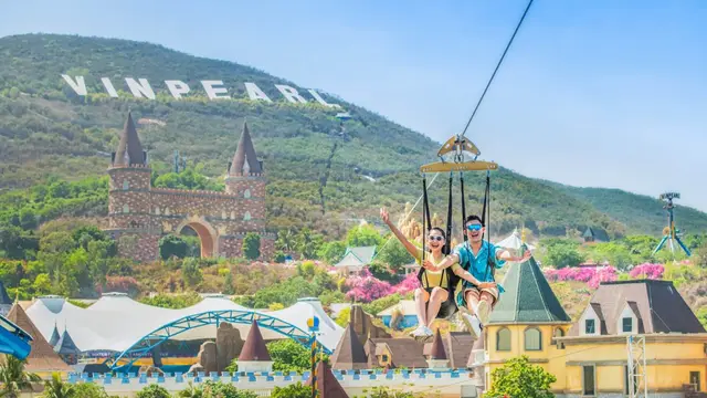 Sky Wheel & zipline